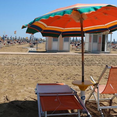 Condominio Zenith Bibione Luaran gambar