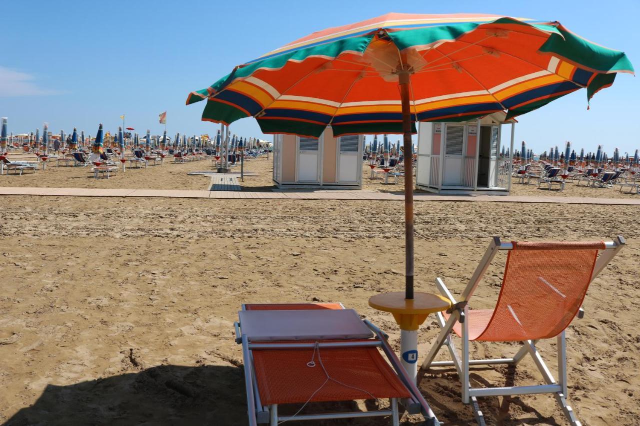 Condominio Zenith Bibione Luaran gambar